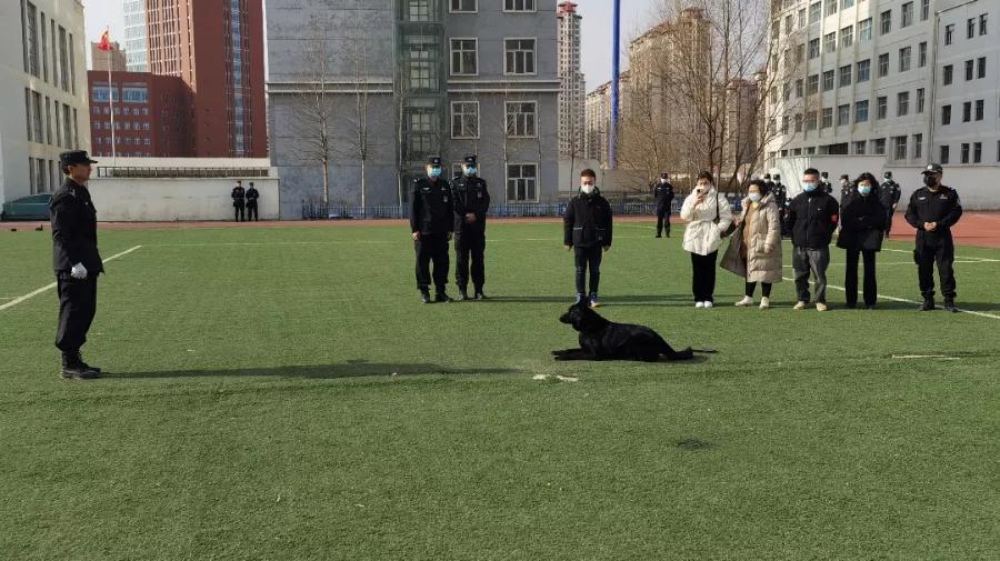 關(guān)愛民警身心健康，共筑抗疫堅(jiān)固防線 ---省第三人民醫(yī)院臨床第七黨支部赴西寧特警支隊(duì)聯(lián)合開展主題黨日活動(dòng)(圖7)