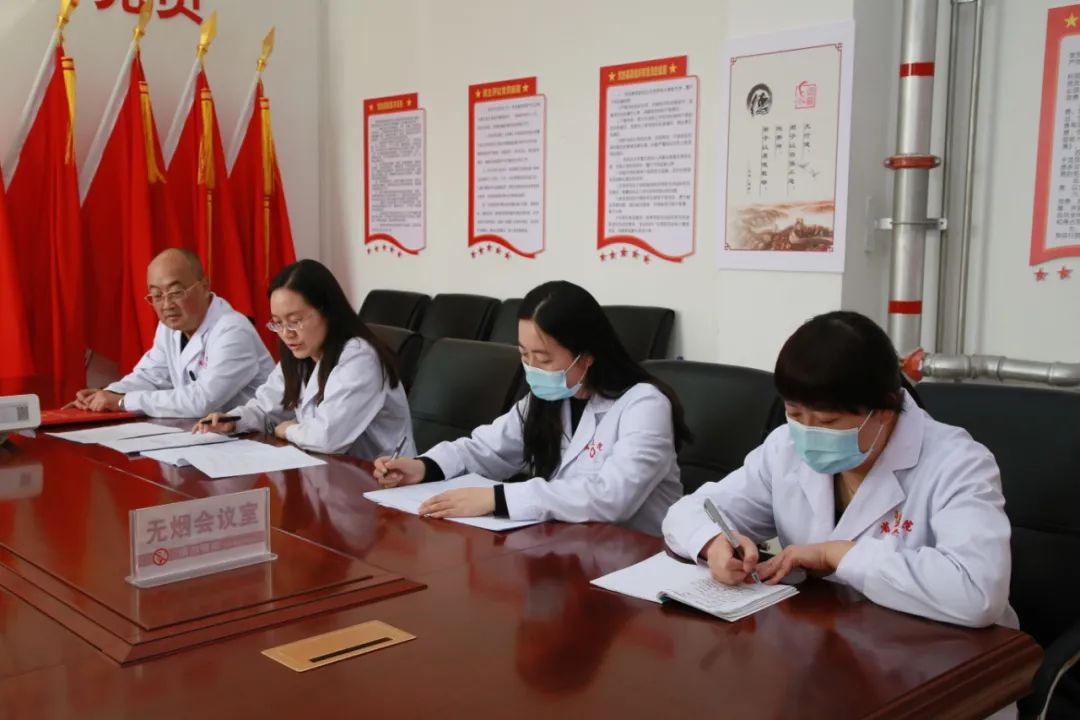 省第三人民醫(yī)院行政第一黨支部召開2021年度黨支部組織生活會(huì)會(huì)前集中學(xué)習(xí)會(huì)(圖2)